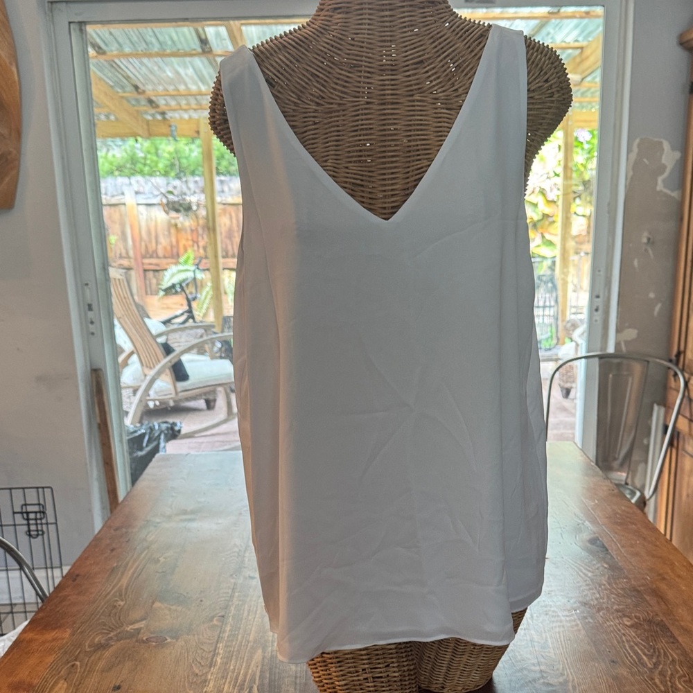 Lilly Pulitzer White V-Neck Tank Top